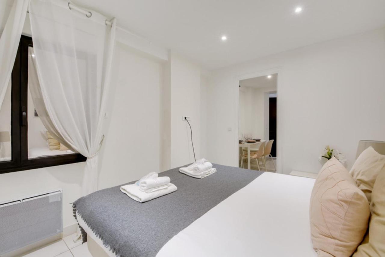 250 Suite Sainte - Superb Apartment In París Exterior foto