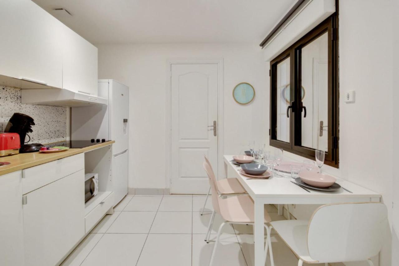 250 Suite Sainte - Superb Apartment In París Exterior foto